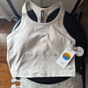 Vuori crop tank